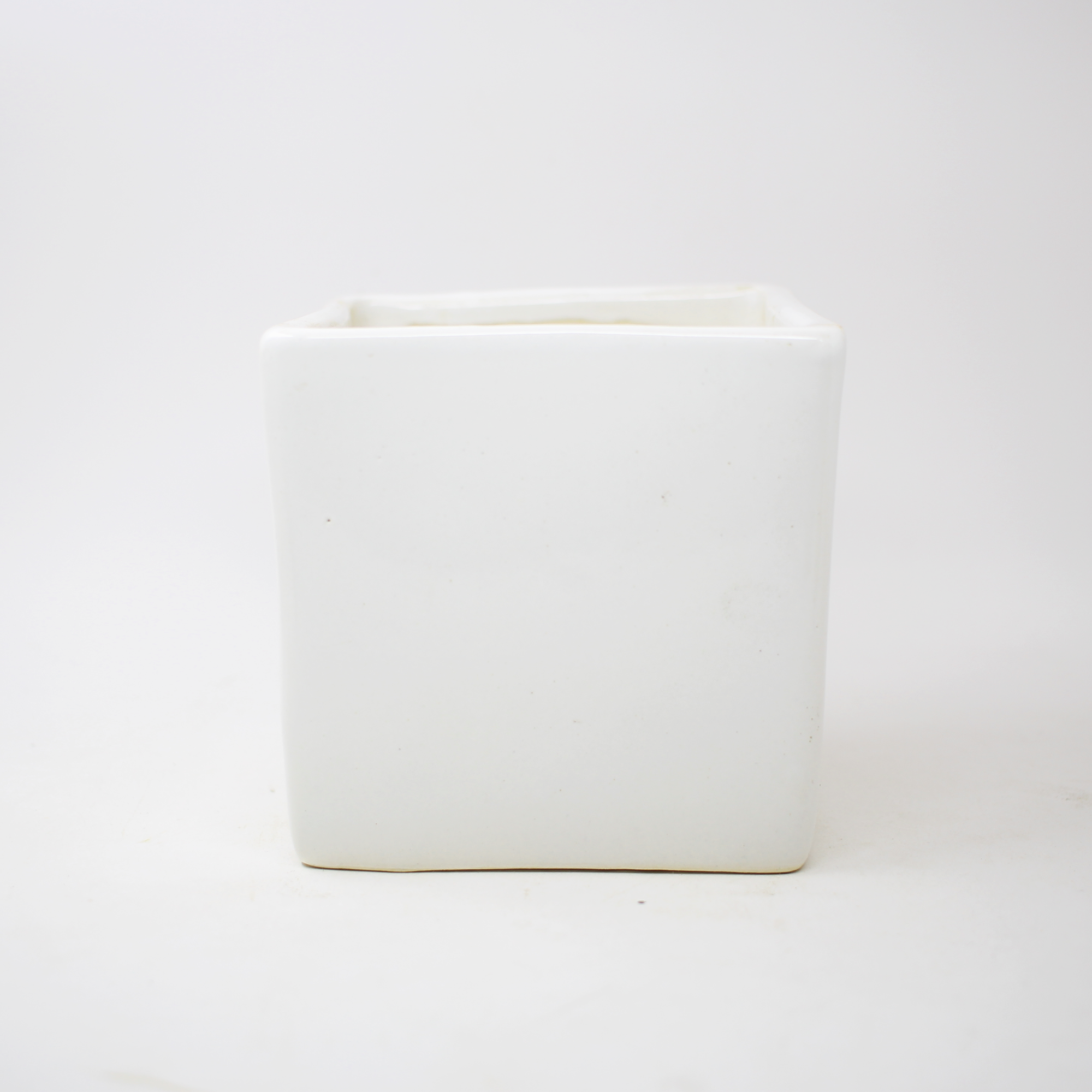 2 (5) White Square Medium Ceramic Planter